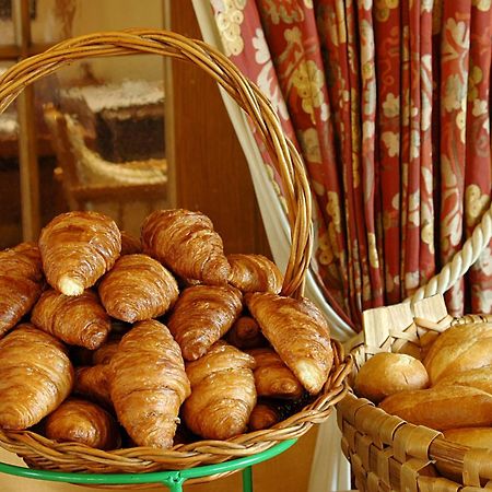 Hotel Au Nid De Cigognes Ostheim Zewnętrze zdjęcie